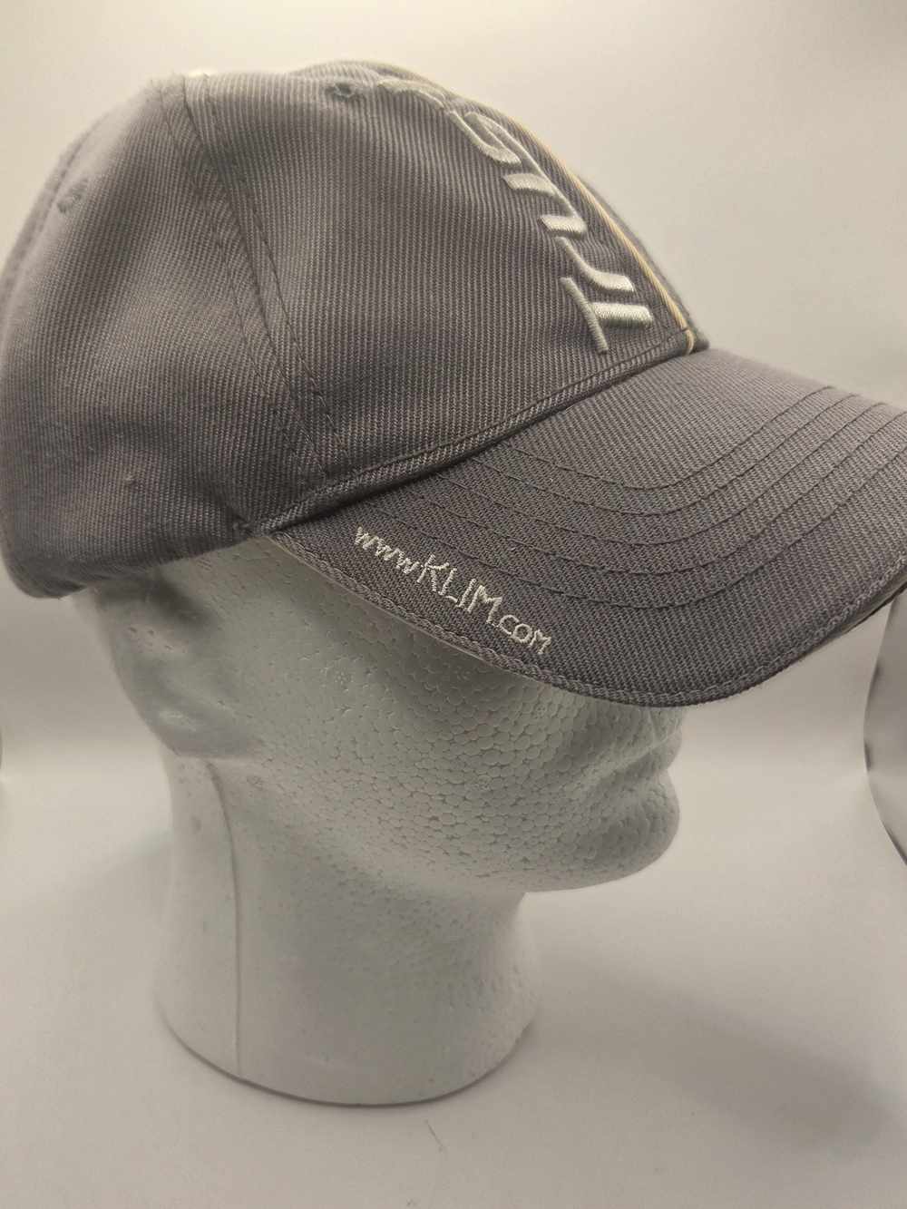 Klim Rider Hat features an embroidered "K" logo